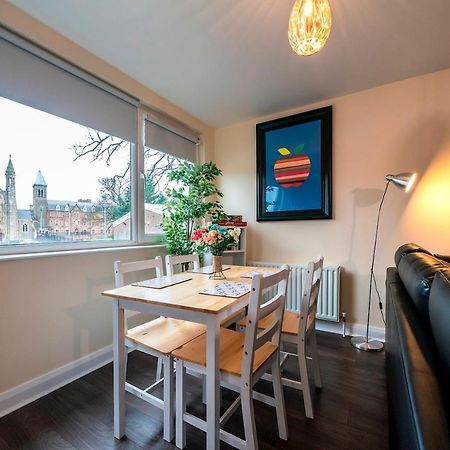 1 Bd Apt In Historical W Belfast Close To Centre Kültér fotó