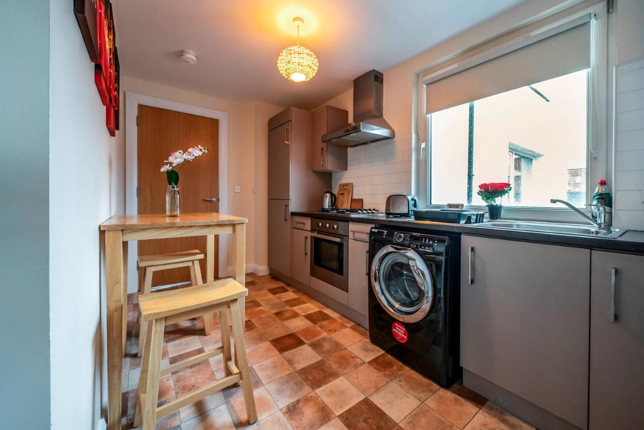 1 Bd Apt In Historical W Belfast Close To Centre Kültér fotó